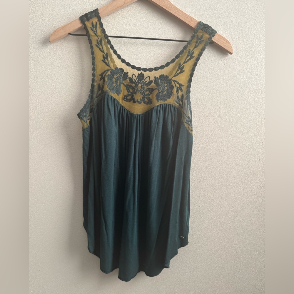 American Eagle Outfitters Embroidered Mesh Lace Tank Top Knit Soft and Sexy